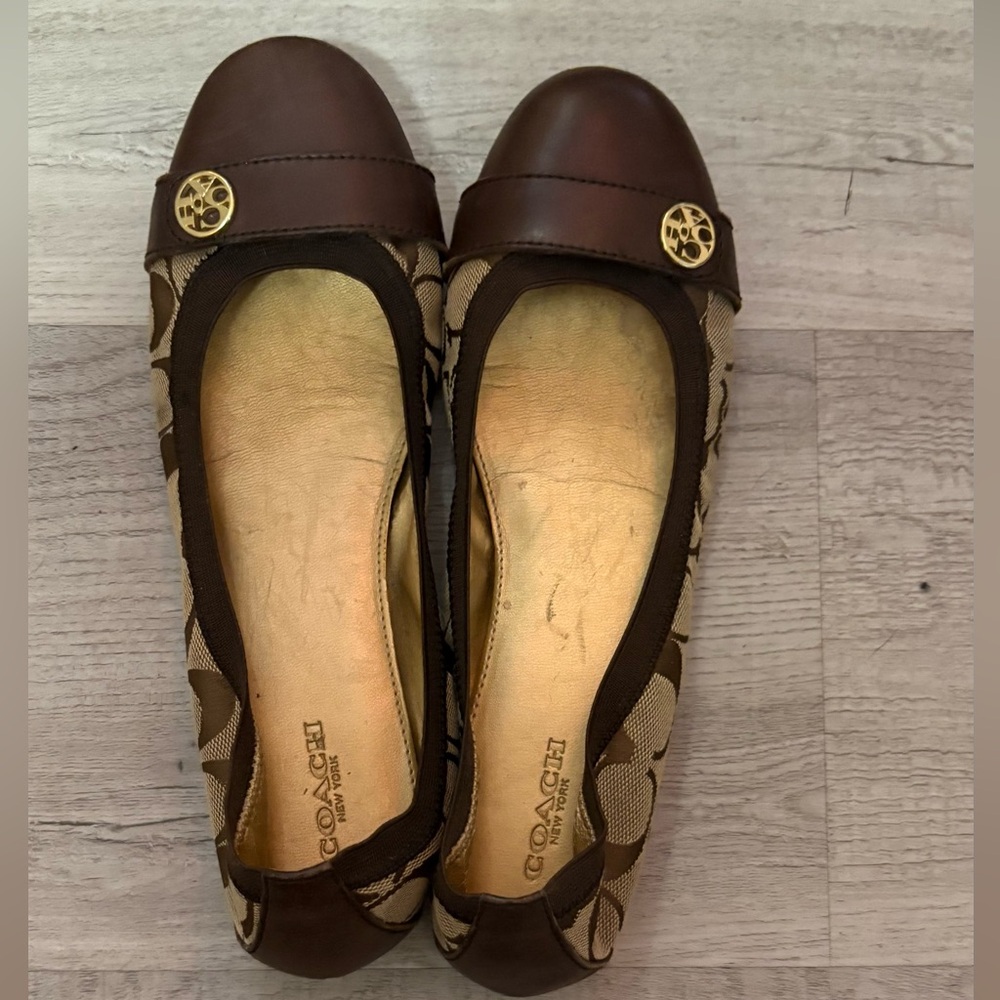 Coach Chelsey size 8 Brown Leather Flats with Gold Medallions